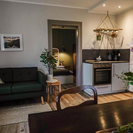 Urlaubsfreude Biedermann Haus Gluecksstein Ferienwohnung Smaragd Bad Schandau Esterno foto
